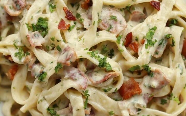 bacon in pasta