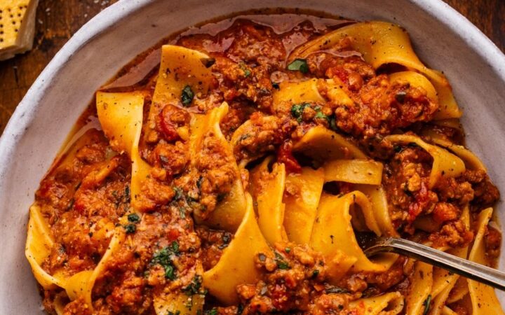 creamy sun-dried tomato chicken skillet