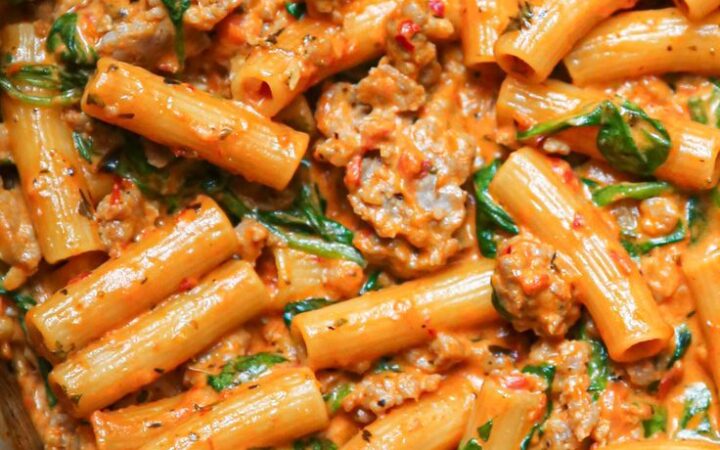 sausage spinach tomato pasta