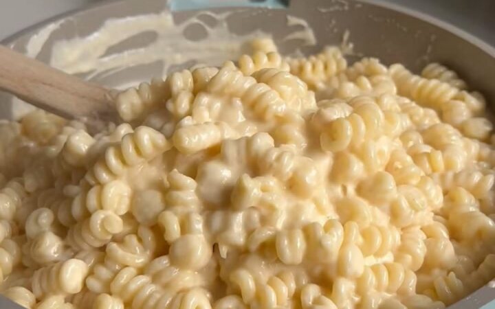 creamy gouda mac and cheese