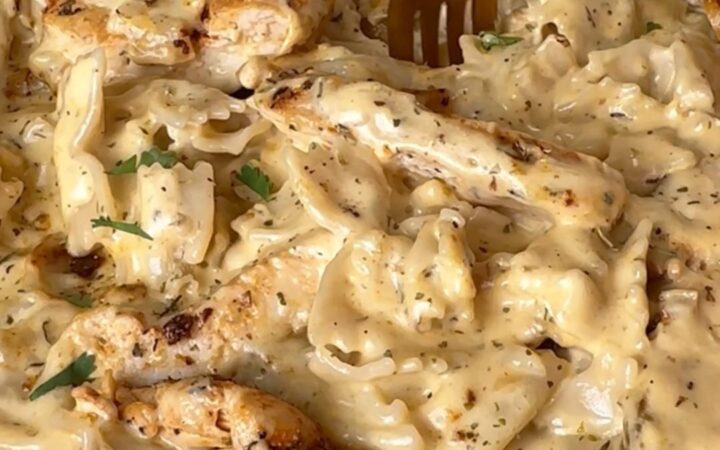 creamy tuscan chicken skillet