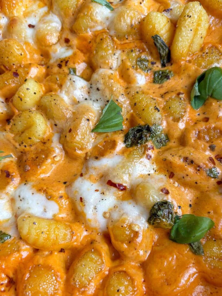 cheesy gnocchi with tomato sauce